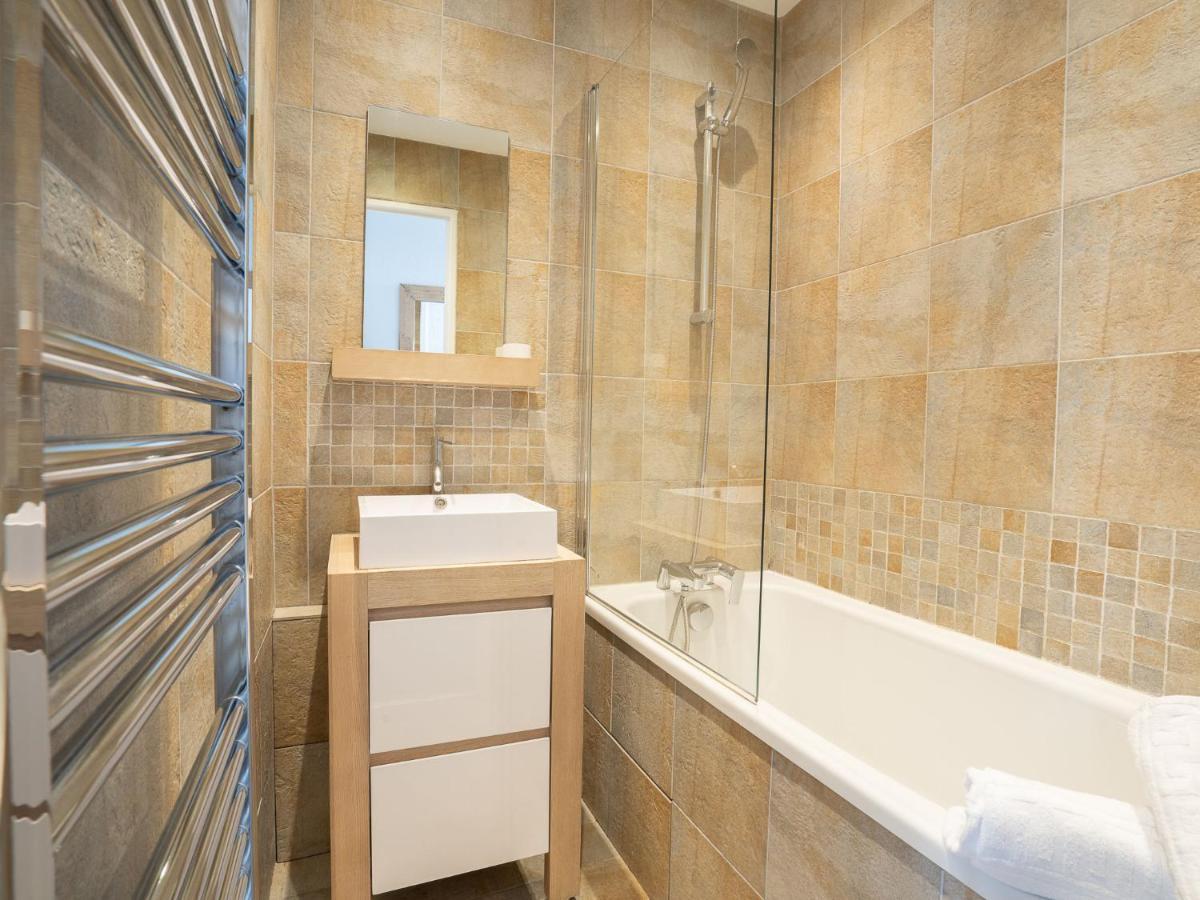 Apartment Rond Point Des Pistes - Val Claret-17 By Interhome تينْيِ المظهر الخارجي الصورة